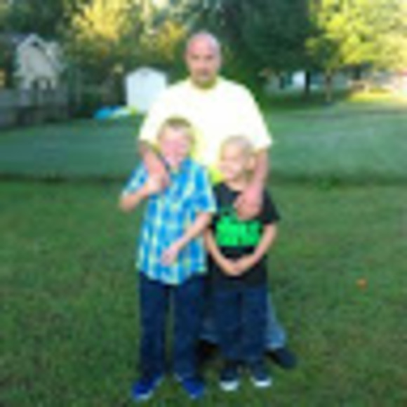 Meet your Posher, Sara - Picture 1 of 1